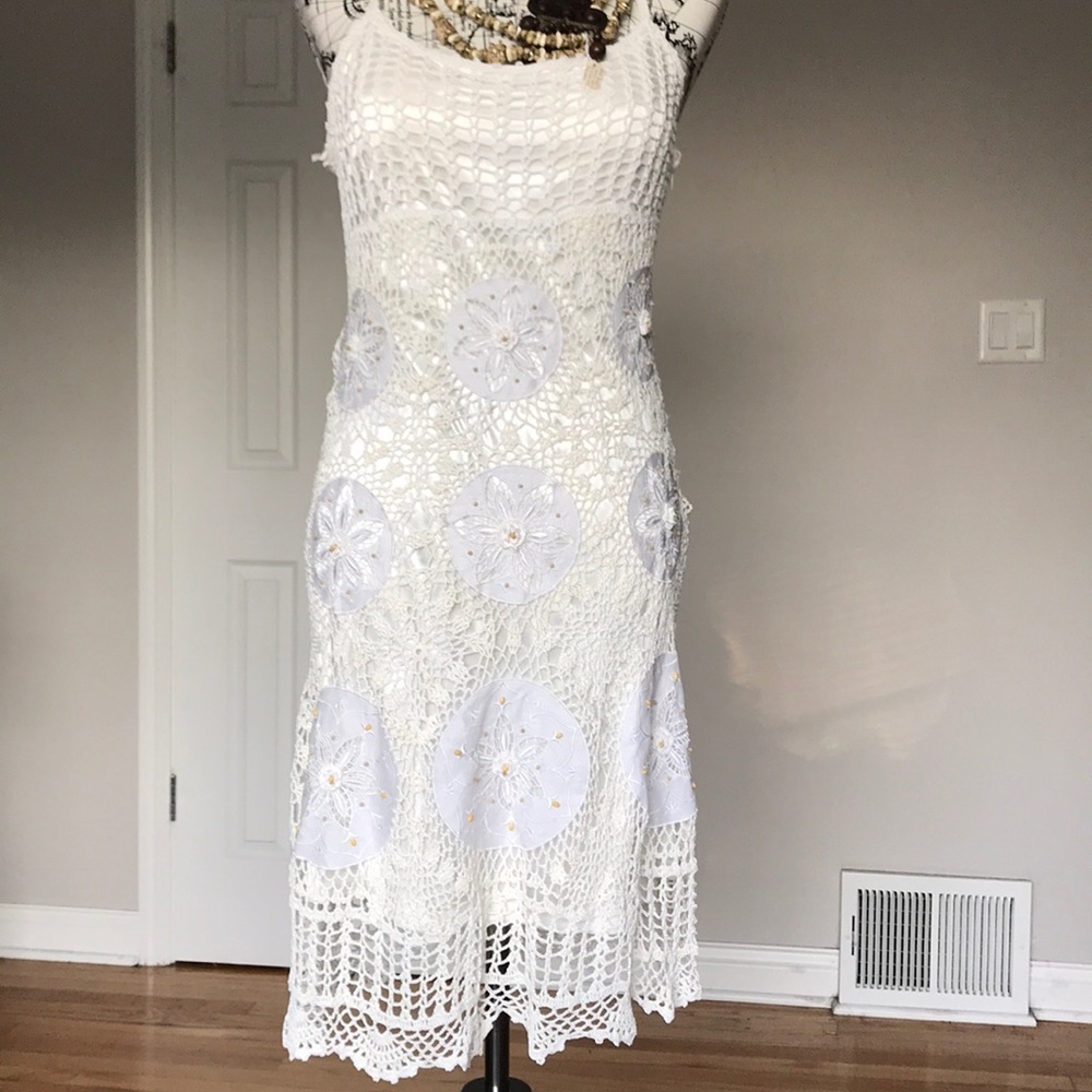 NWT Sue Wong Crochet knit Embellish Bead Floral coastal slip Macrame dress M